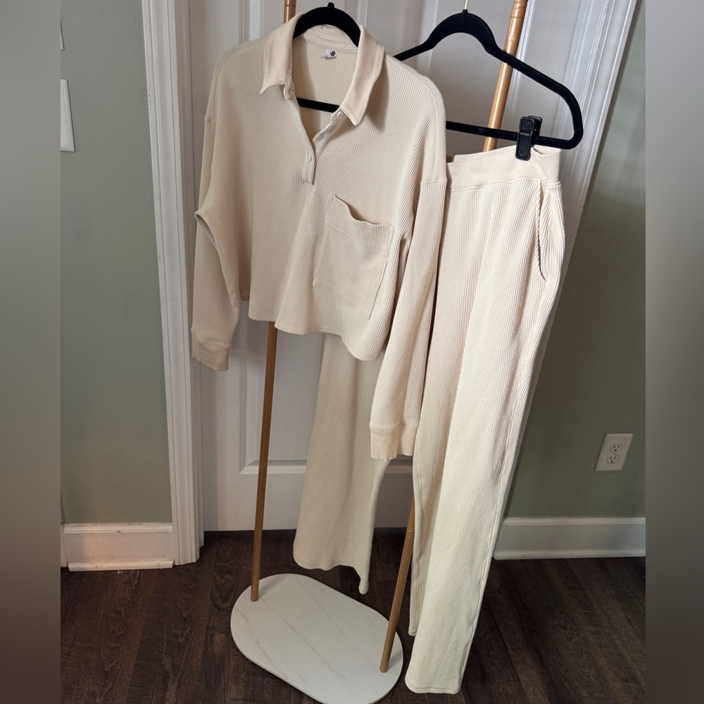 Women's Cream Lounge Set